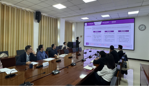 聚焦全产业链提质增效 科技赋能冰糖心苹果高质量发展——新疆理工学院召开冰糖心苹果项目进展汇报会