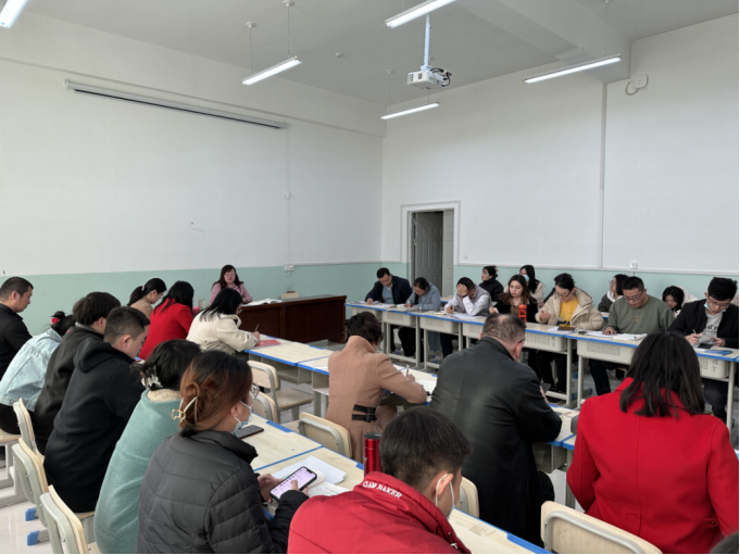 理学院学习贯彻考察调研汇报会精神