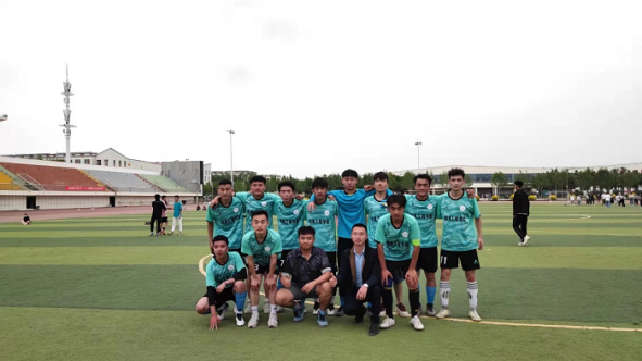绿茵点亮梦想，激情舞动青春 ——机电工程学院获得学校首届“团结杯”足球赛亚军